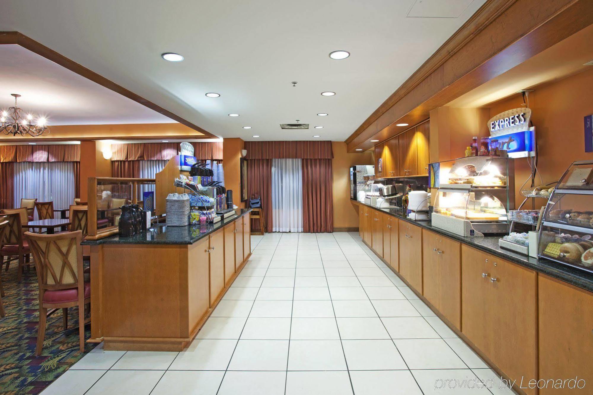 Holiday Inn Express Pascagoula-Moss Point By Ihg Bagian luar foto